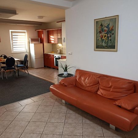 Royal Apartmani Bosanski Samac 外观 照片