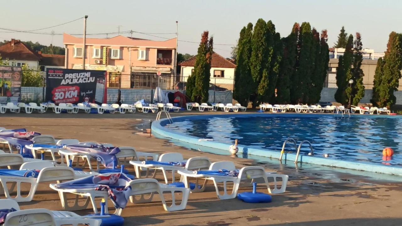 Royal Apartmani Bosanski Samac 外观 照片